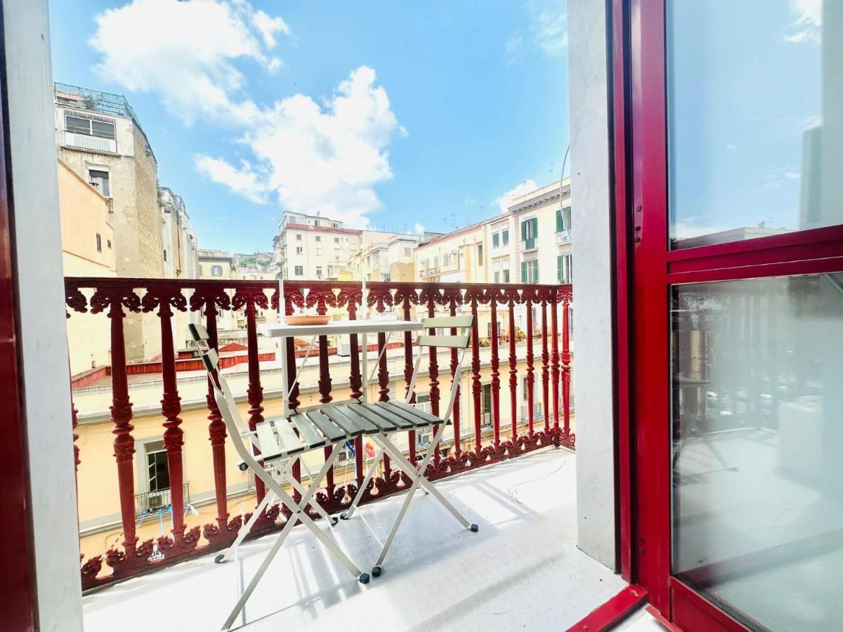 Family Relax Caracciolo Bed and Breakfast Napels Buitenkant foto
